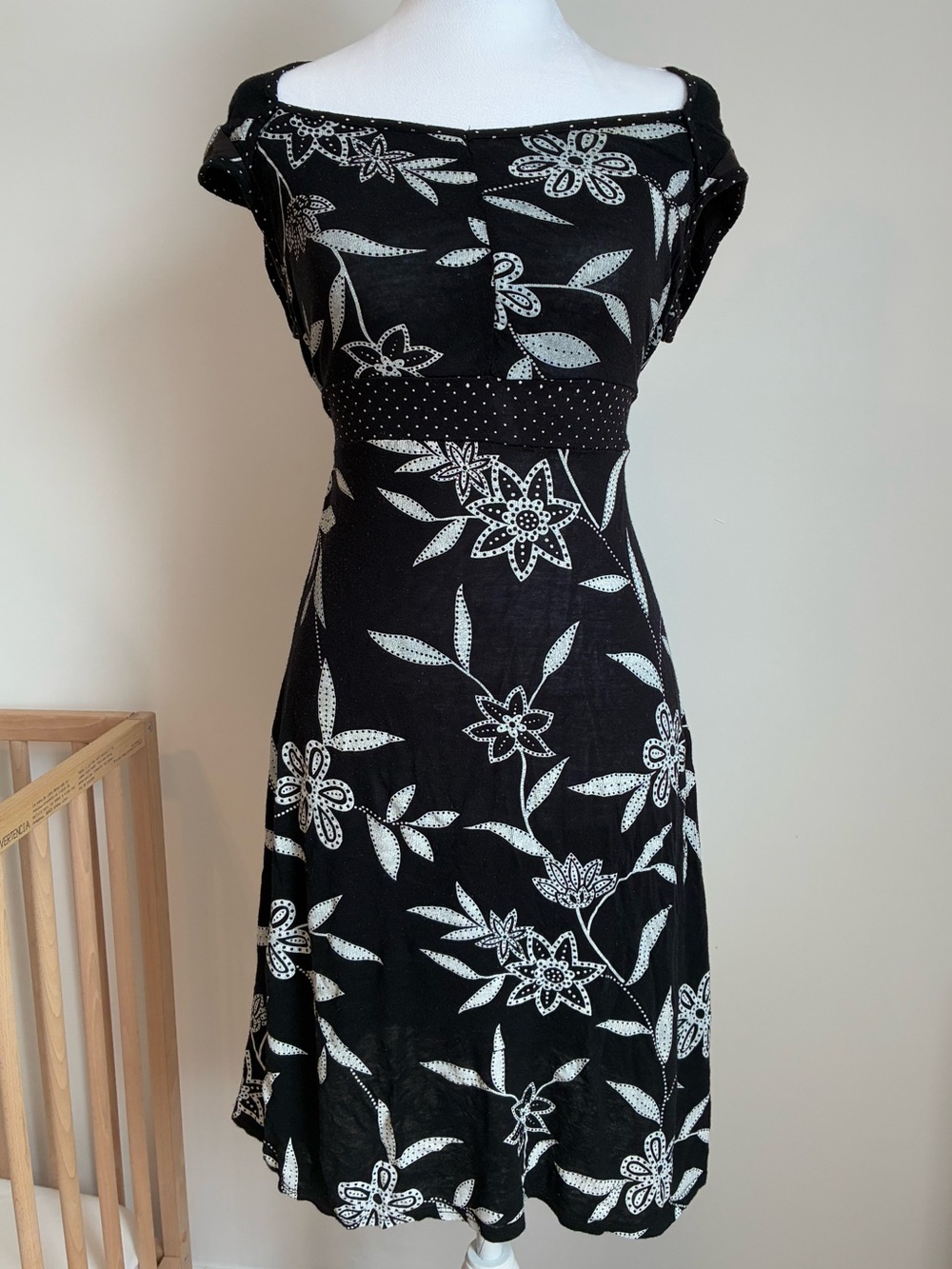 Black Floral Cap-Sleeve Dress y2k